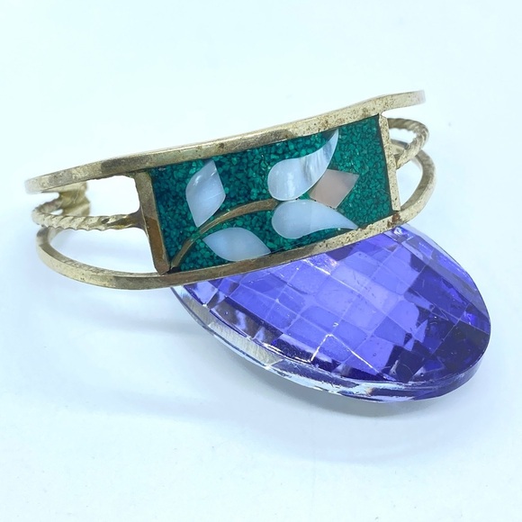 Vintage Alpaca Mexico Mother-of-Pearl Floral Inlay Cuff Bracelet - Picture 5 of 11